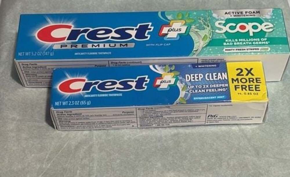 Crest Plus Scope Foam Whitening Toothpaste&DeepClean Mint Toothpaste Lot of 2